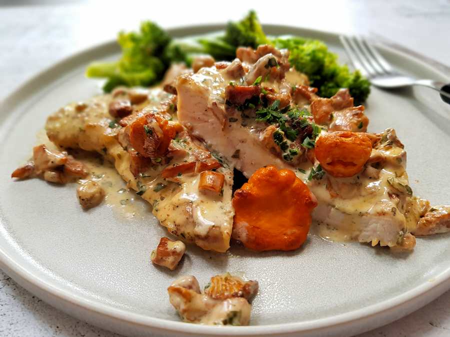 Turkey Steaks With Chanterelle Sauce Recipe Cuisine Fiend